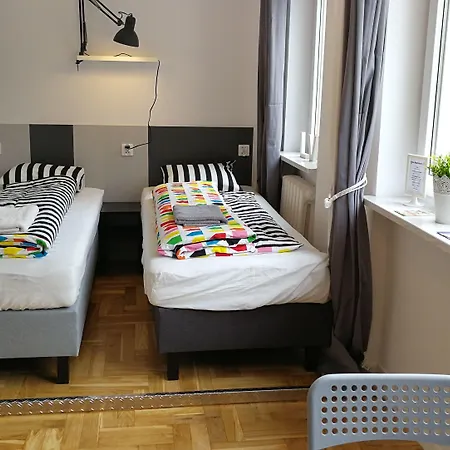 Labo Metro Plocka Appartement *