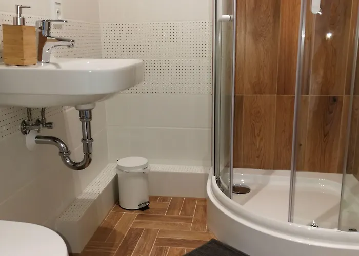 Apartment Labo Metro Plocka